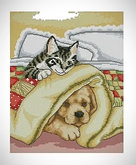 Вышивка щенок и котенок играют в прятки