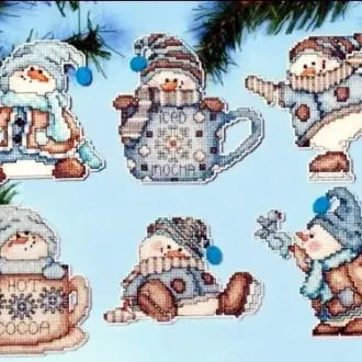 Вышивка Снеговики
