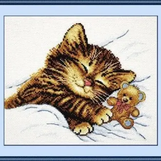Вышивка Спящий котенок с мишкой