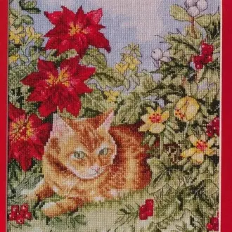 Вышивка Котик в цветах