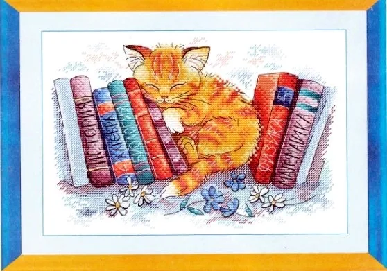 Вышивка Котенок спит в книгах, фото 2