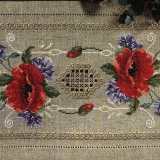 Вышивка Маки