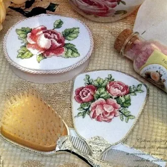 Вышивка Розы