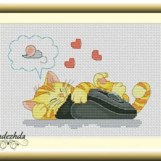 Вышивка Котенок с компьютерной мышкой