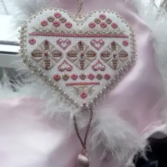 Вышивка Сердце
